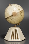 Ivory Plaskon Colonial ”New World” 158 Globe Radio - Loewy Design